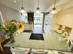 Kitchen- click for photo gallery